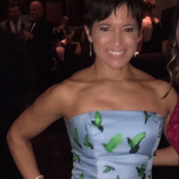 Meet your Posher, Lori - Picture 2 of 3